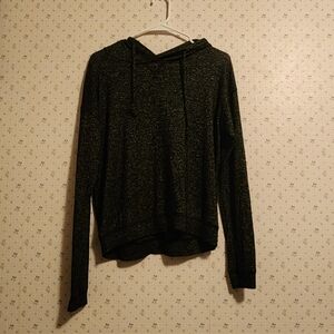 Pull over hooded shirt